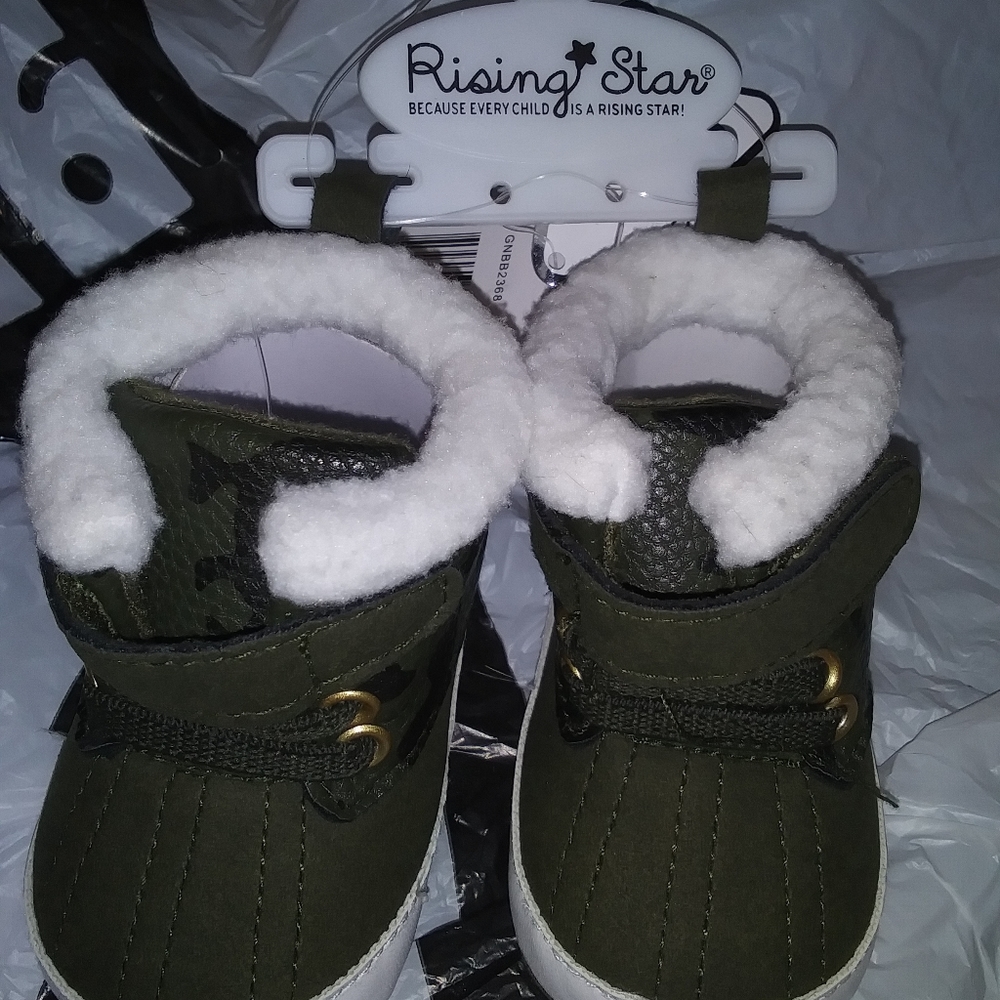 Baby shoes
